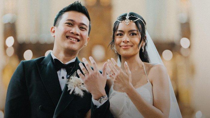 Eva Celia dan Demas Narawangsa Natal perdana sebagai suami istri di tahun 2022.