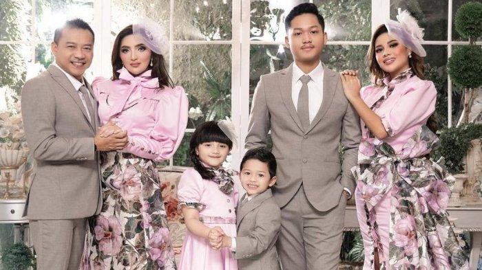 Keluarga Anang Hermansyah dan Ashanty