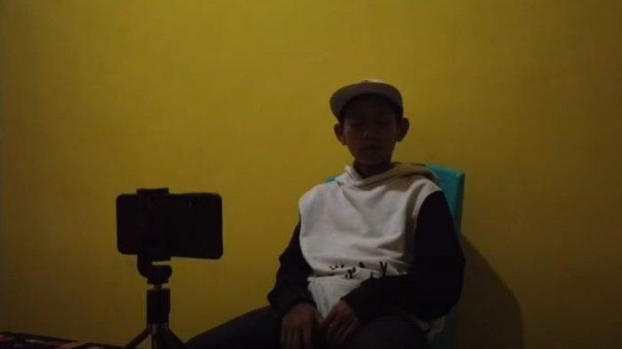 Kevin Peto ungkap isi hatinya lihat sang kakak Betrand Peto jadi artis terkenal (YouTube/Ferdy Peto)