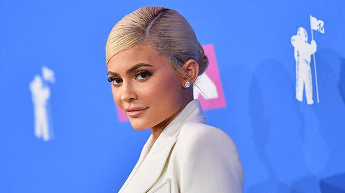 Kylie Jenner.