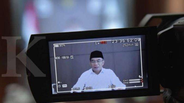ILUSTRASI. Menteri Koordinator Bidang Pembangunan Manusia dan Kebudayaan, Muhadjir Effendy resmi umumkan: libur panjang akhir tahun sah dipangkas 3 hari