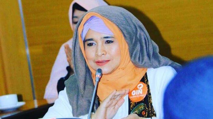 Neno Warisman.