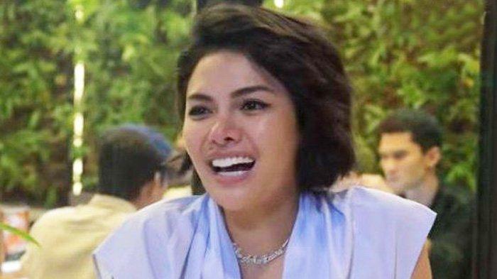 Nikita Mirzani sebut harta kekayaanya hampir mencapai triliunan.