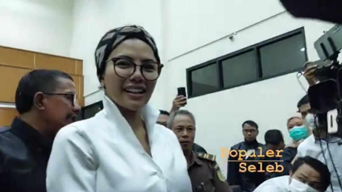 Nikita Mirzani ungakp kondisi kesehatan pasca sempat jatuh sakit