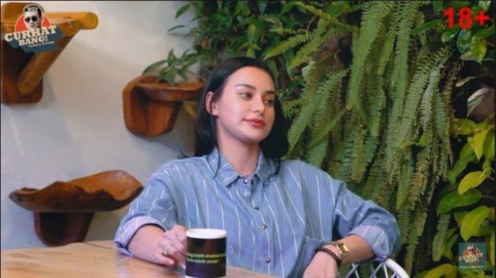 Nora Alexandra bongkar kehidupan ranjangnya dengan Jerinx SID yang kini di penjara