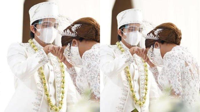 Penampakan logo petir di peci Atta Halilintar.