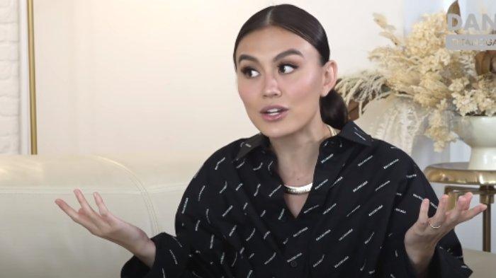 Penyanyi Agnez Mo