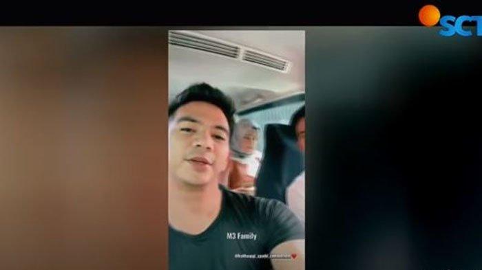 Rizki DA dan Nadya Mustika jalan-jalan bersama sang putra, Syaki.