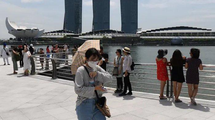 Suasana di Merlion Park, Singapura.