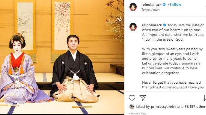 Syahrini dan Reino Barack kenakan baju tradisional Jepang.