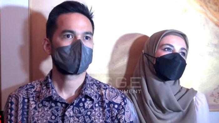 Teuku Wisnu dan Shireen Sungkar hadir di acara nikahan