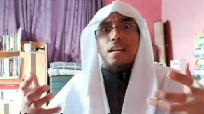 Ustaz Maaher.