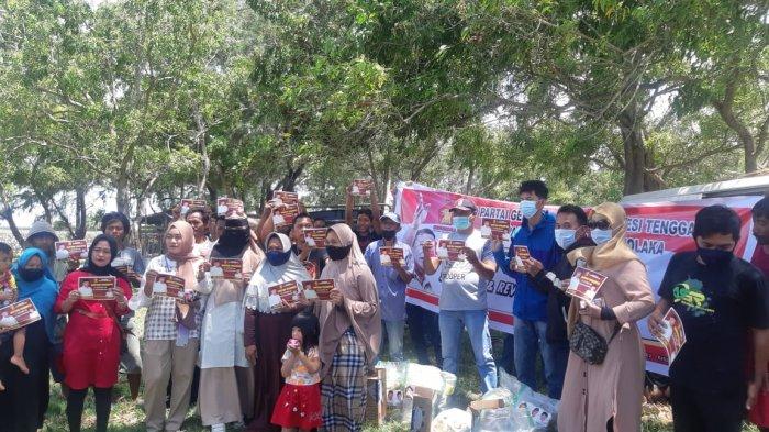 Batuan Sembako DPD Gerindra Bagi Warga Kolaka