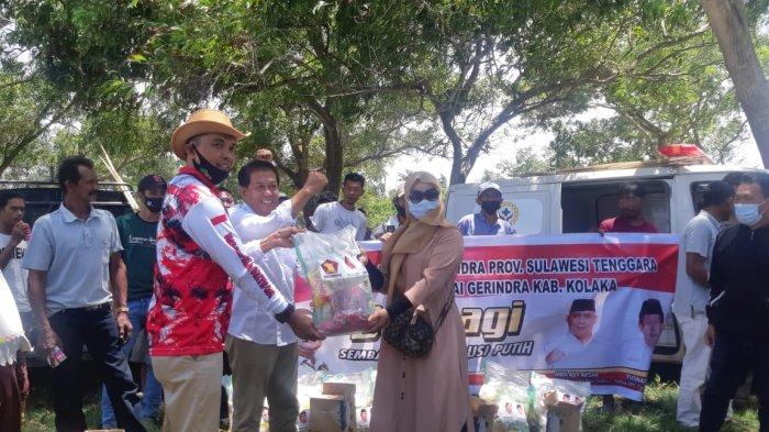 Batuan Sembako DPD Gerindra Bagi Warga Kolaka