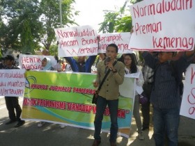 Kemenag Pamekasan Ancam Bunuh Wartawan, Didemo