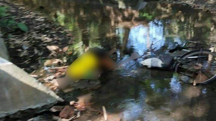 Kondisi korban saat ditemukan meninggal di Sungai Ngegong, Kelurahan Gedog, Kecamatan Sananwetan, Kota Blitar, Selasa (15/9/2020).