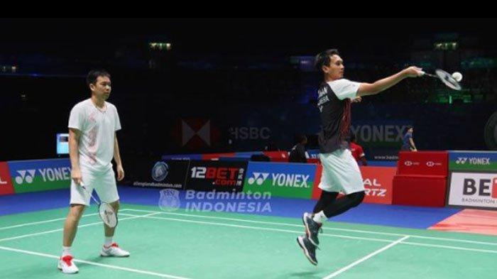 Mohammad Ahsan/Hendra Setiawan menjelang tampil di All England 2021. Berikut ini keruwetan All England 2021 selain Indonesia dipaksa mundur.