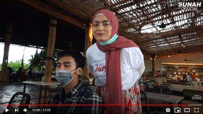 Sosok Panji Komara (kiri) yang Menjodohkan Nathalie Holscher dan Sule hingga Nikah