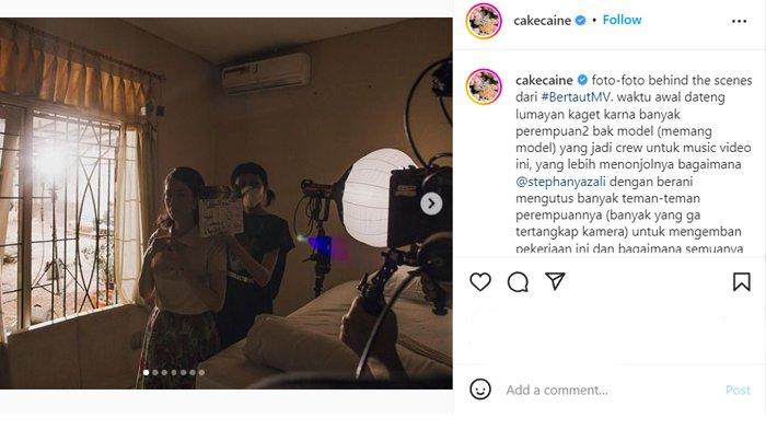 Foto-foto behind the scenes dari lagu Bertaut by Nadin Amizah