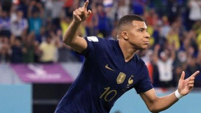 Kylian Mbappe borong dua gol untuk kemenangan Perancis atas Denmark pada fase grup Piala Dunia 2022 di Stadium 974, Sabtu (26/11/2022) malam WIB.