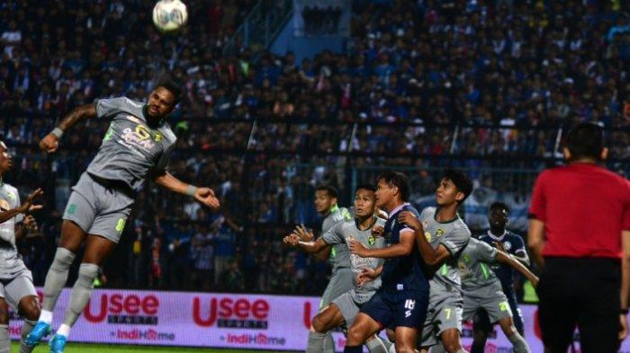 Laga Arema FC vs Persebaya Surabaya pekan 11 Liga 1 2022 di Stadion Kanjuruhan, Sabtu (1/10/2022).