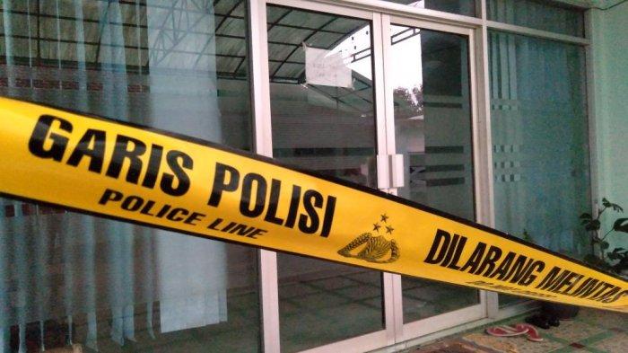 Klinik Bunga Husada Kalipare, Kabupaten Malang, lokasi pembakaran perawat cantik Eva Sofiana Wijayanti terlihat sepi, Selasa (4/5/2021) sore.