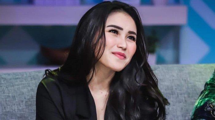 Ayu Ting Ting menjelaskan kriteria utnuk calon suaminya kelak