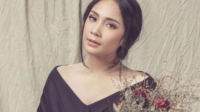 Potret Nagita Slavina yang bikin salfok