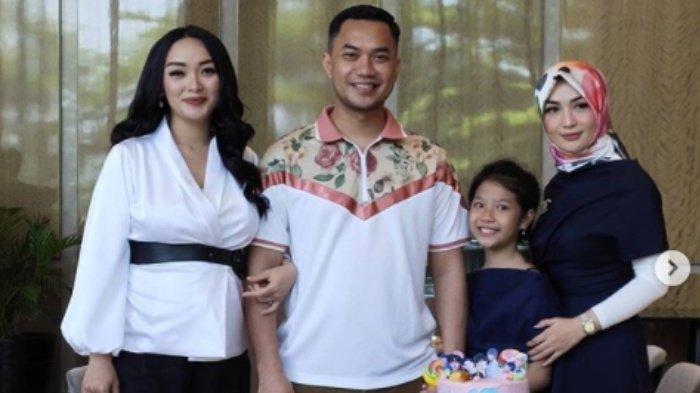 potret Zaskia Gotik bersama Imel Putri, mantan istri Sirajuddin Mahmud