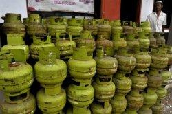 Kemenkeu: Realisasi subsidi BBM dan LPG 3 Kg Diproyeksi Lampaui Pagu Tahun Ini