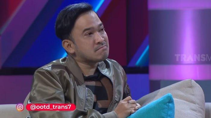 Tangis Ruben Onsu saat bahas kematian dan lihat foto istri dan ketiga anaknya