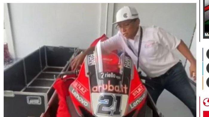 Foto 'unboxing ilegal' Ducati di sirkuit Mandalika yang menjadi viral