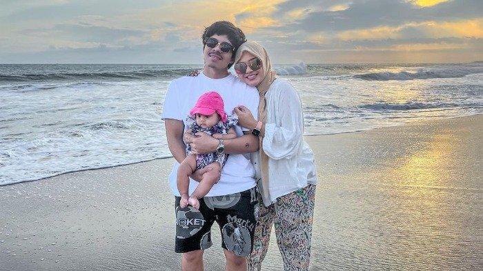 Momen liburan Ameena saat di Bali.