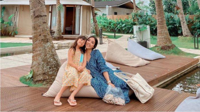 Momen seru Gisela Anastasia dan Gempi liburan di resor mewah Banten.