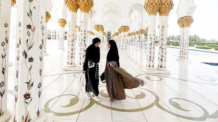 Laudya Cynthia Bella dan Shireen Sungkar liburan bareng ke Abu Dhabi.