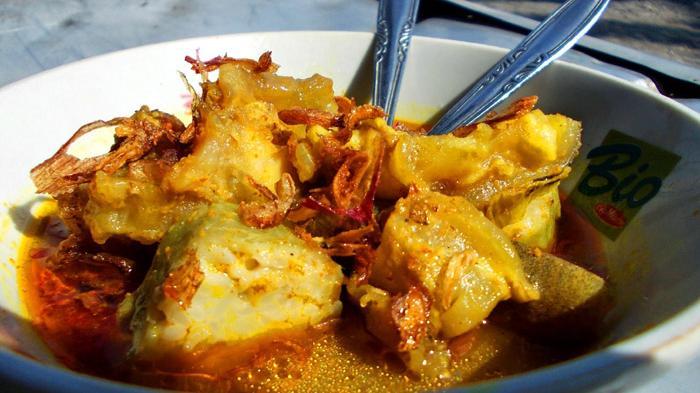 Lontong Kikil