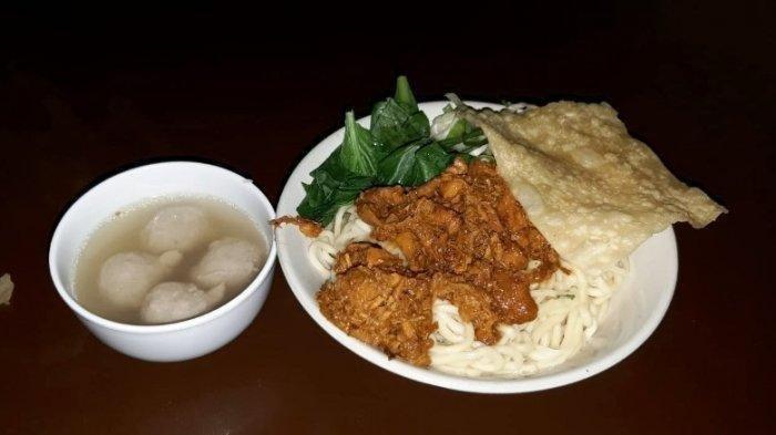 Mie ayam kuah di Warung Mie Ayam dan Bakso Haris Jalan Sekaran , Gunungpati, Semarang, Sabtu (9/2/2019) (Tribunjateng.com/Like Adelia)