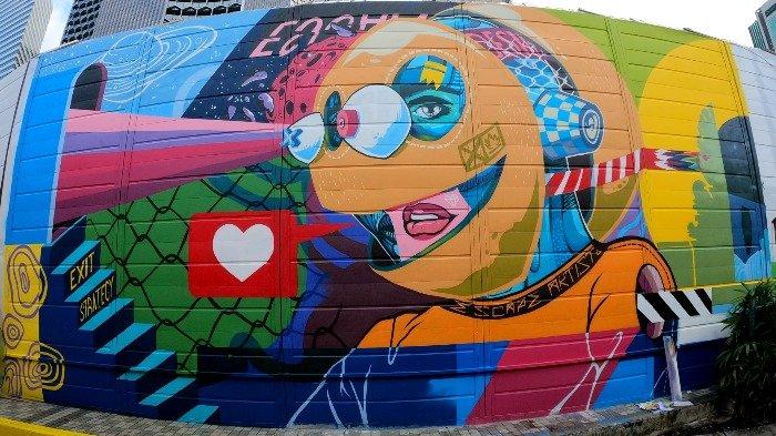 Mural Under the Same Sun karya ZERO di Kampong Gelam Singapura