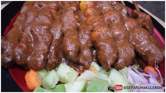 Sajian Sate Anggrek H. Ahmad Nawawi
