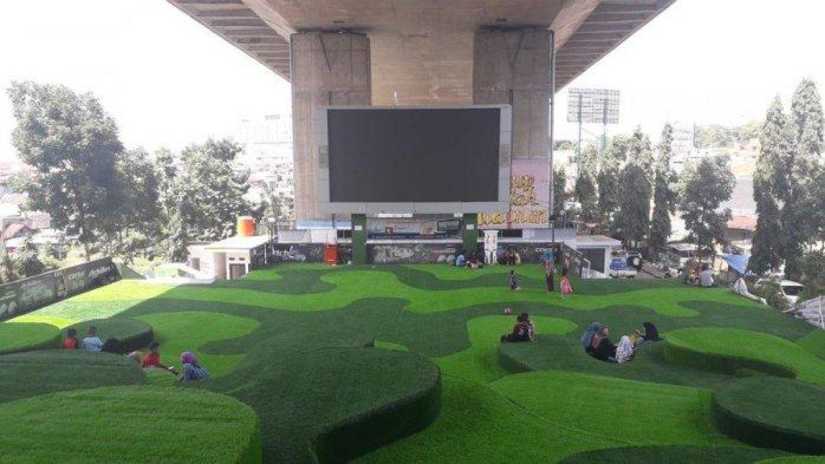 Taman Film Bandung,satu tempat wisata gratis di Bandung.