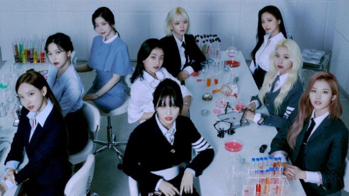 TWICE - Formula of Love: O+T=3