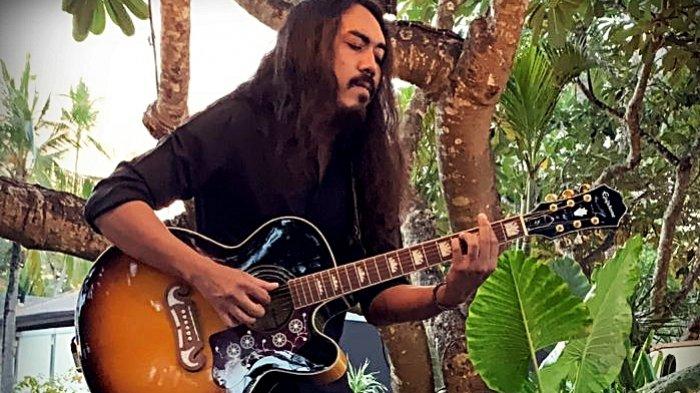 Sigit S.P, Gitaris EviE Band Rilis Single Debut ‘You and Me’