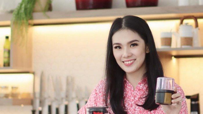 Devina Hermawan, chef