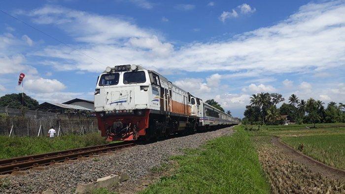 Kereta Api Ekonomi Cibatu-Purwakarta
