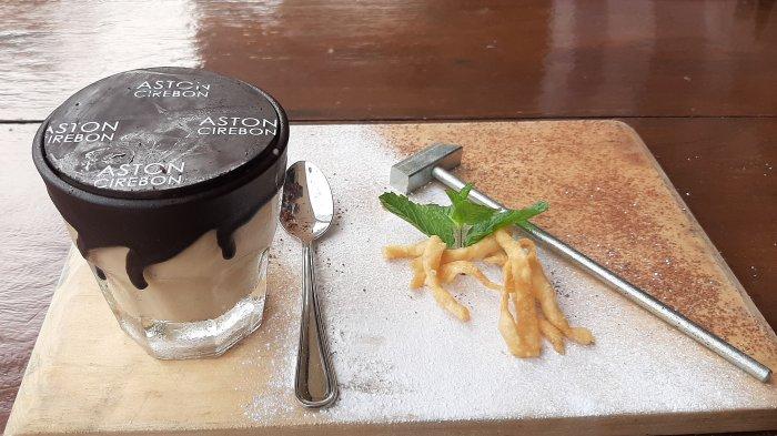 Kopi Tok Tok di Oasis Bistro Aston Cirebon Hotel & Convention Center.
