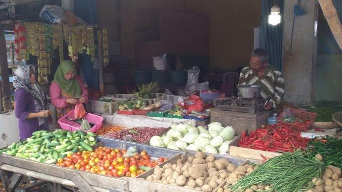 Suasana Pasar Cikurubuk Tasikmalaya