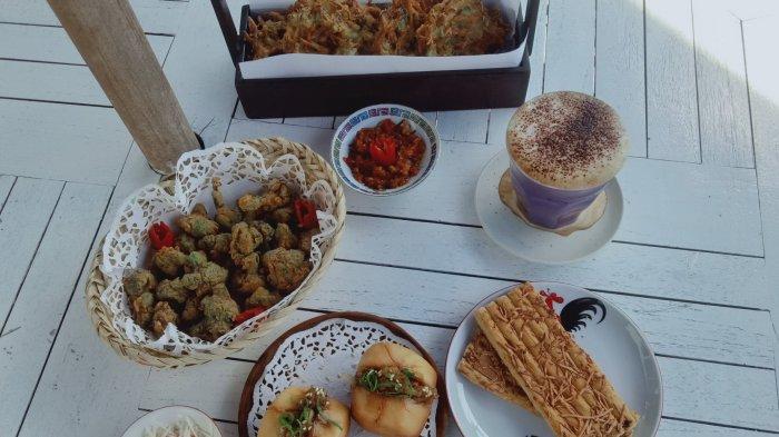 Aneka makanan di Sinih Kopi, Jalan Bukit Pakar Timur, Dago Atas, Kota Bandung