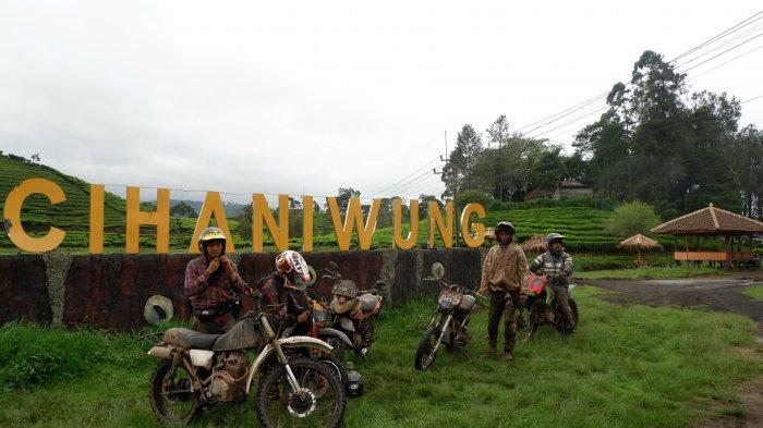 Situ Cihaniwung di Desa Santosa, Kecamatan Kertasari, Kabupaten Bandung