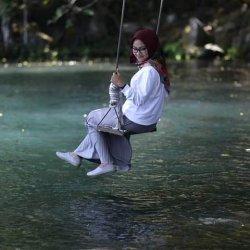 spot foto ayunan di Telaga Cicerem, Desa Kaduela, Kecamatan Pasawahan, Kabupaten Kuningan