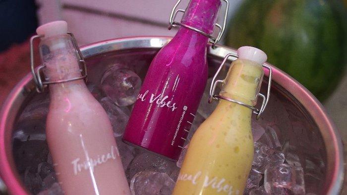 Varian produk jus di Tropical Vibes, Jalan Rangga Malela No 8
